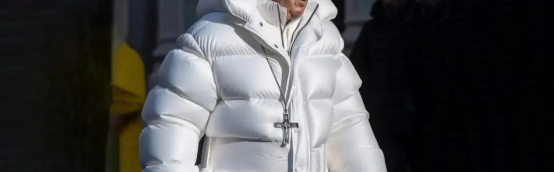 deepfake image pope-jacket-ai