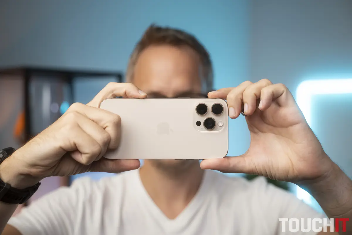 iPhone 16 Pro Max: Väčší a trochu nudný (RECENZIA)