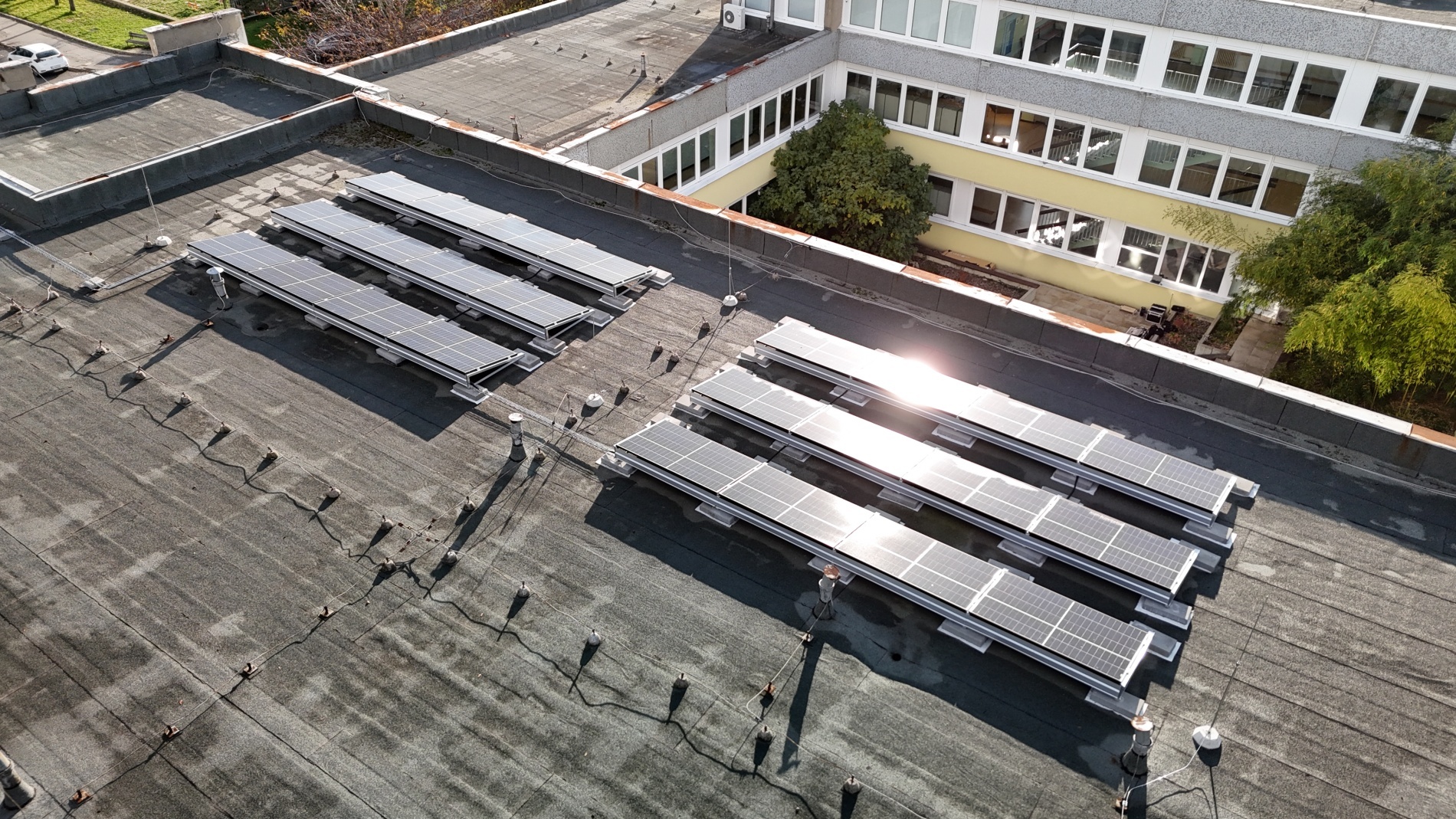 Pomoc pre školy: ZSE poskytne fotovoltaiku a toto sú podmienky