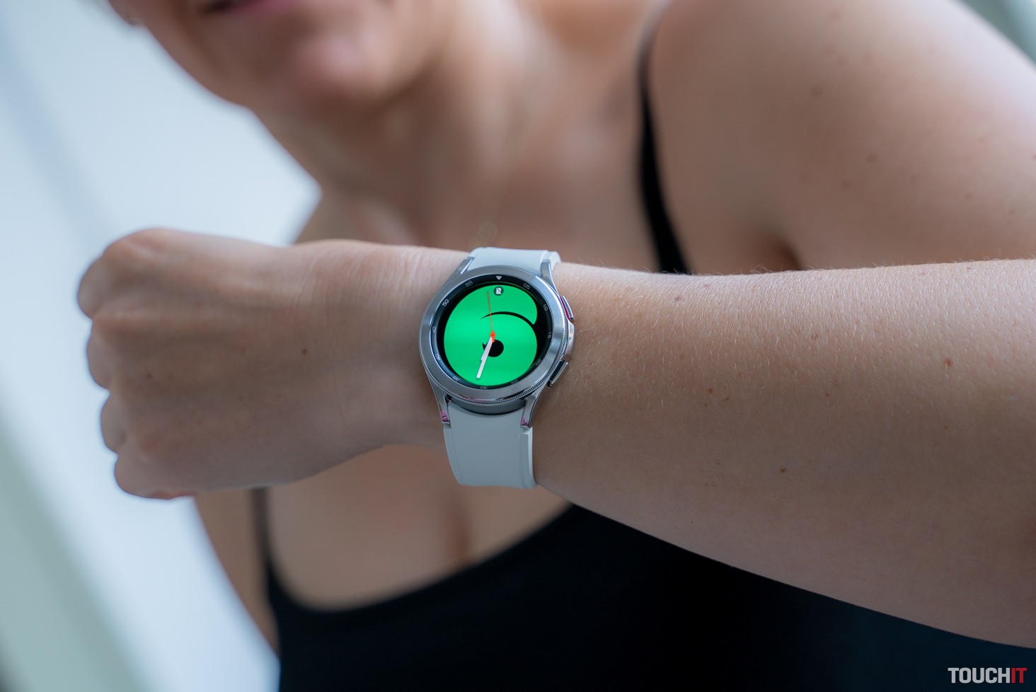 Hodinky Samsung Galaxy Watch4 nebudú fungovať s iPhonom