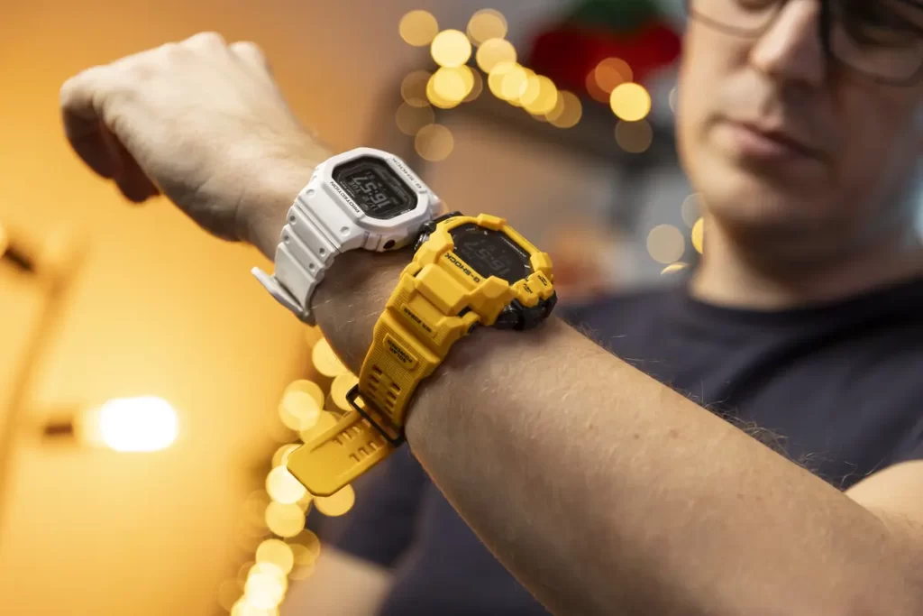 CASIO G-SHOCK GPR-H1000 (žlté) a DW-H5600 (biele)