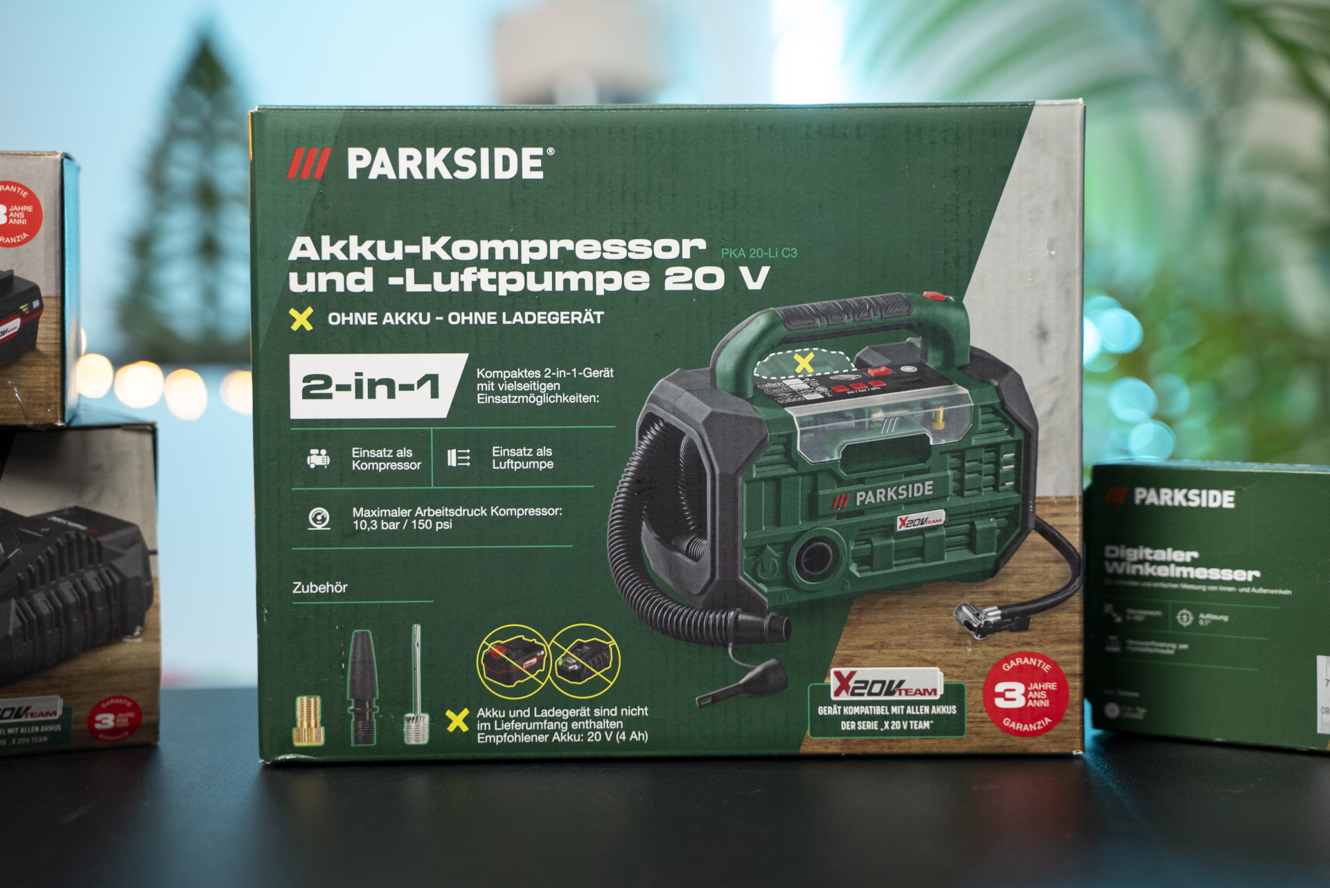 PARKSIDE PKA 20-Li C3: Šikovný kompresor/pumpa a svietidlo v jednom