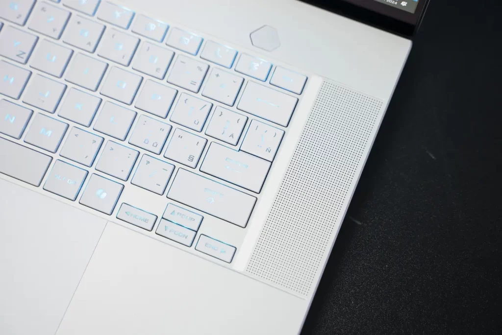 ROG Zephyrus G16 (GA605) s GeForce RTX 4070