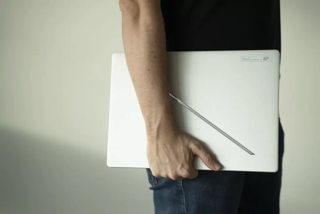 ROG Zephyrus G16 (GA605) s GeForce RTX 4070