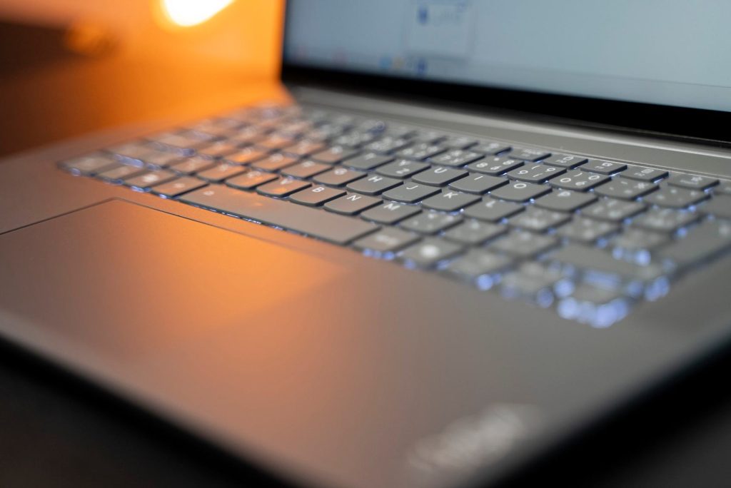 lenovo yoga slim 7 15ill9