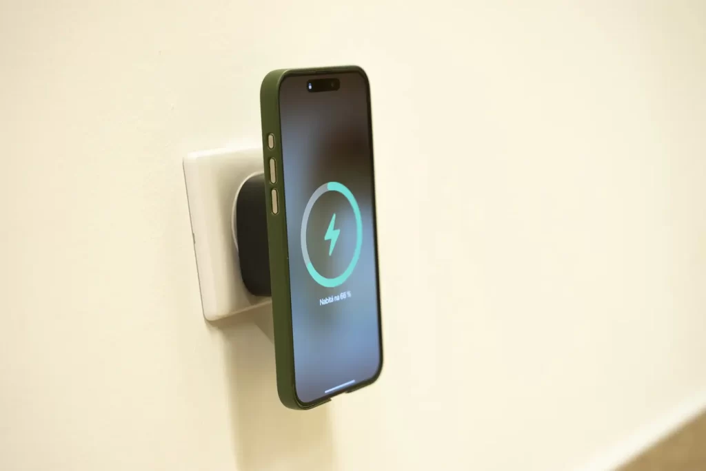 ZENS Wireless Charging Adapter