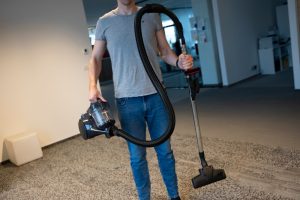 Silvercrest podlahový bezvreckový vysávač