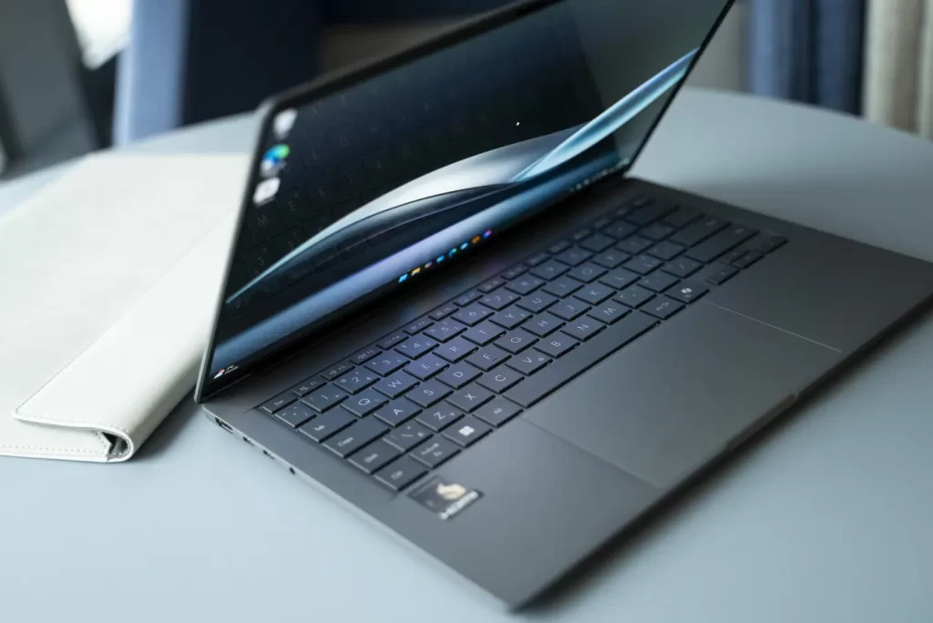 ASUS Zenbook A14