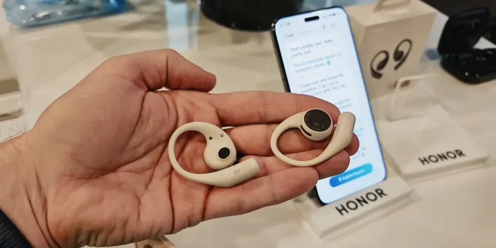 Honor Earbuds Open