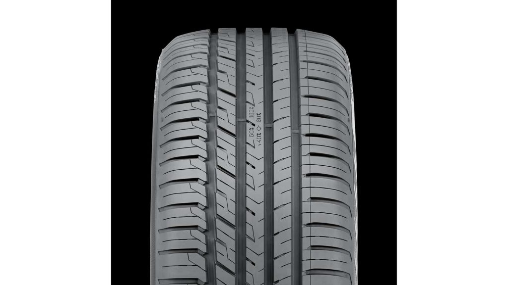 Nokian Surpass AS01