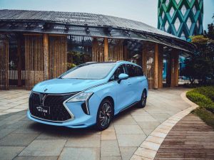 7-miestny U-Tour je teraz v mimoriadnej zľave