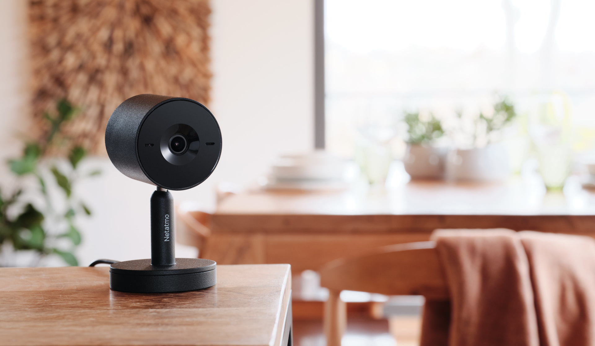 Neatmo Advance: Inteligentná kamera do vnútorného prostredia