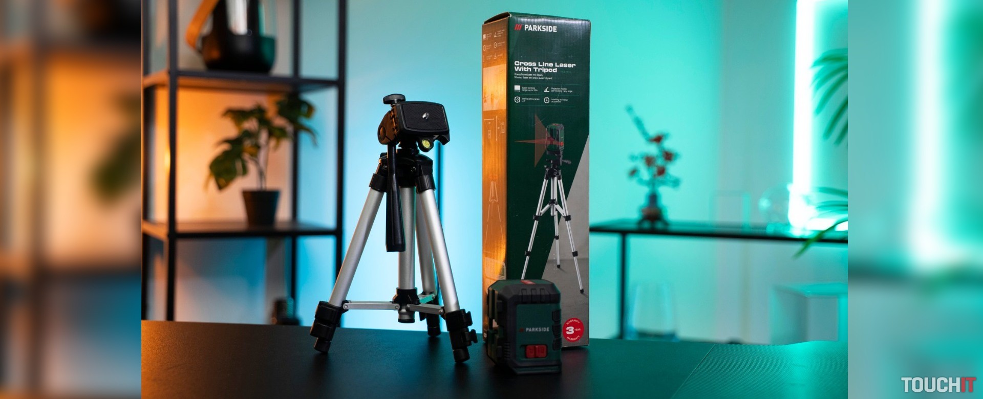 Krížový líniový laser so statívom: pracujete ako profesionál