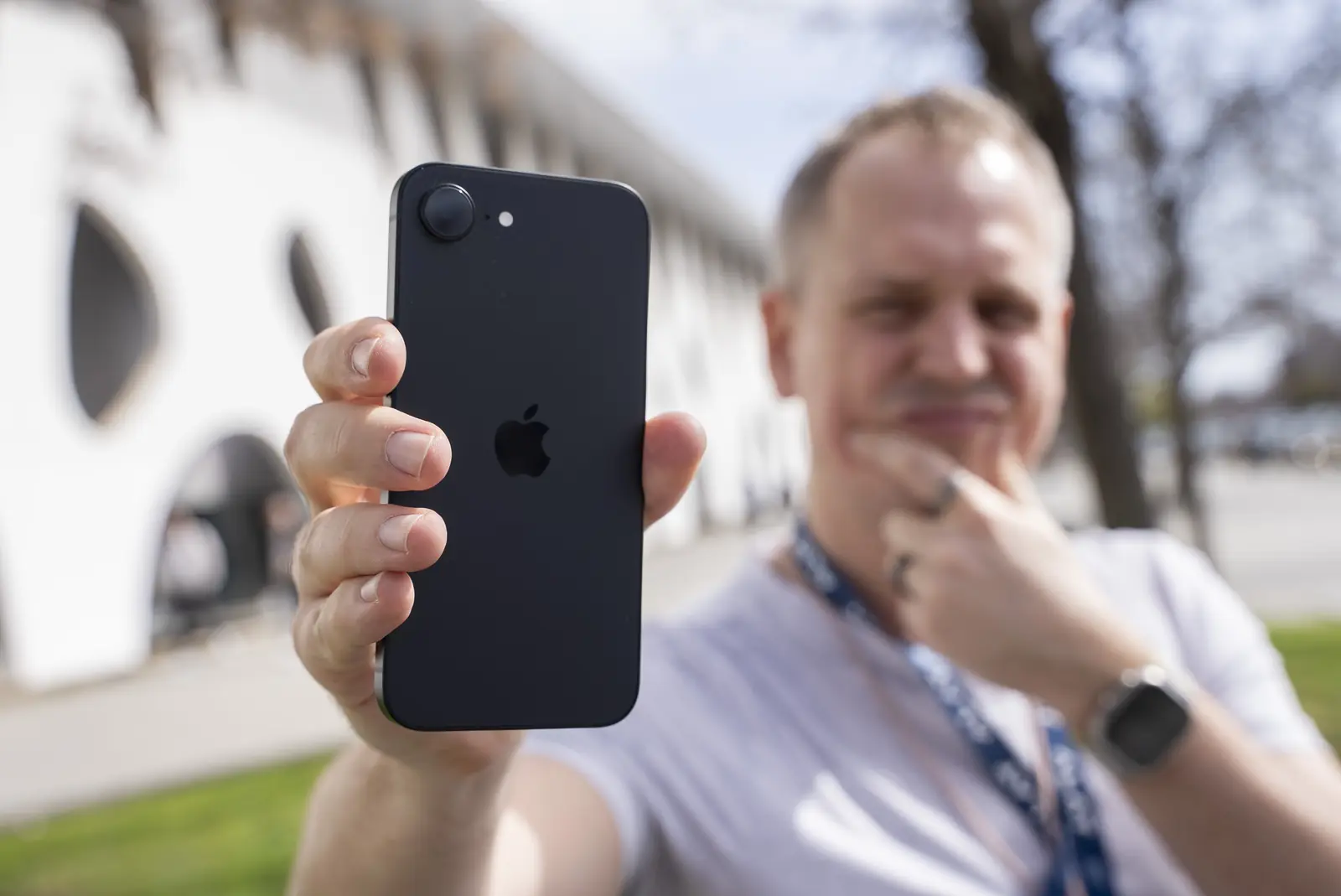 iPhone 16e: Komu je určený? (RECENZIA)
