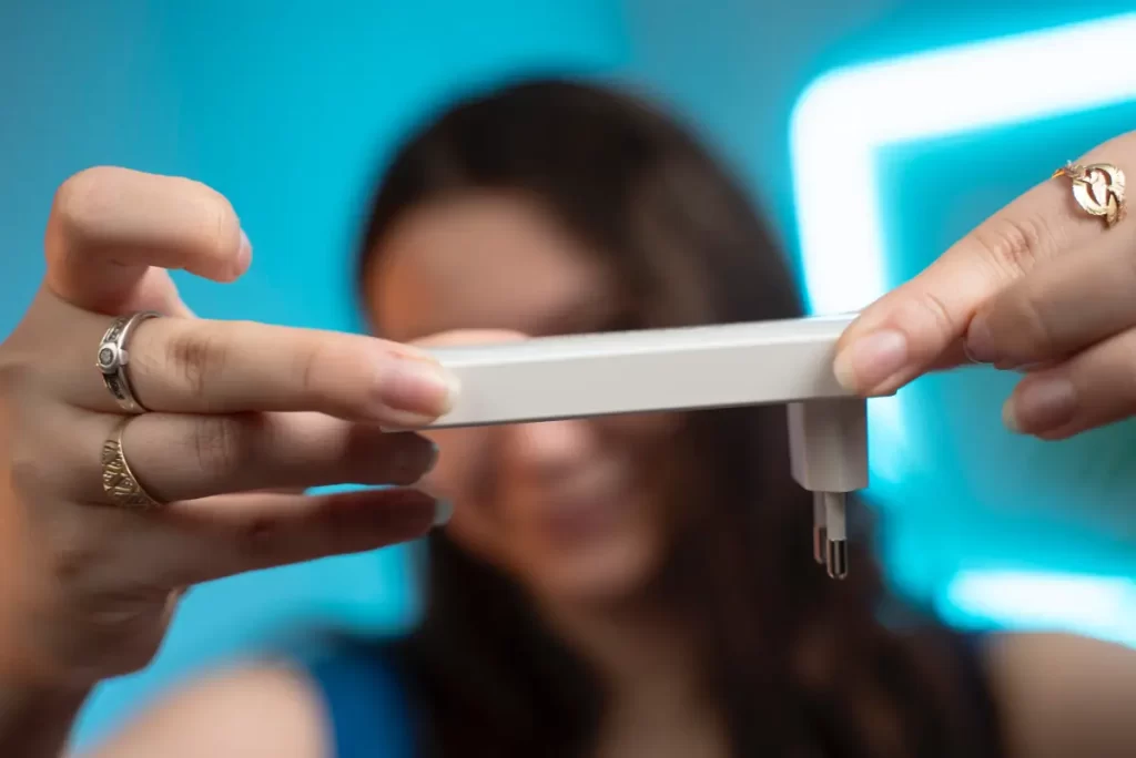 65 W nabíjačka Hama