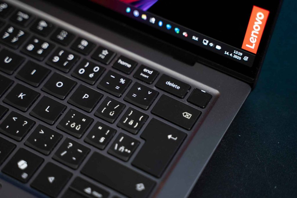 Lenovo ThinkPad X9-14 Gen 1