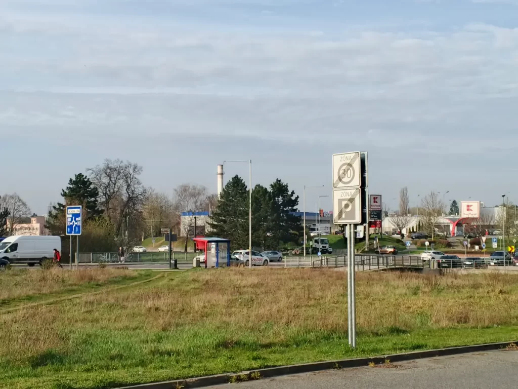 Vyfotené modelom Infinix HOT 50 Pro+ 4G