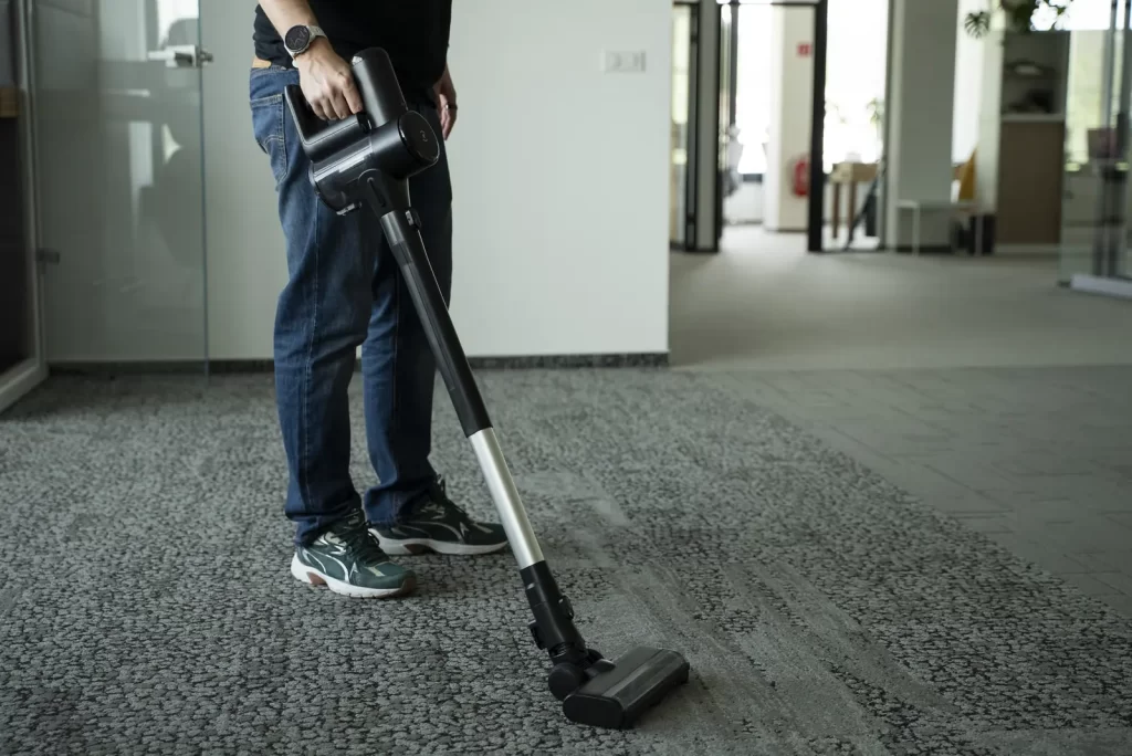 Ecovacs Deebot T30S Combo: Robot aj tyčový vysávač v jednom