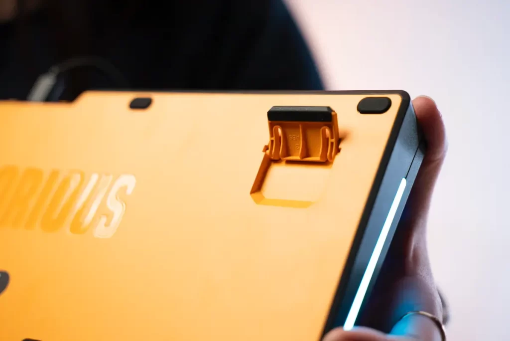 Glorious GMMK 3 a Model D 2 Wireless