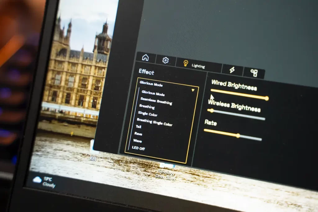 Glorious GMMK 3 a Model D 2 Wireless