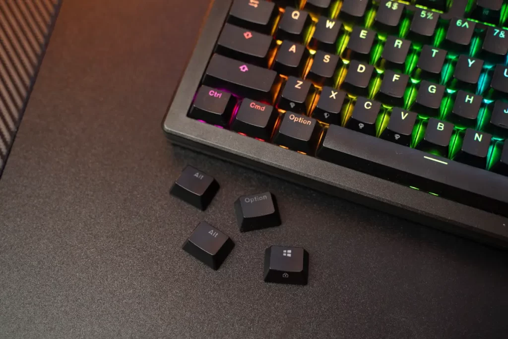 Glorious GMMK 3 a Model D 2 Wireless