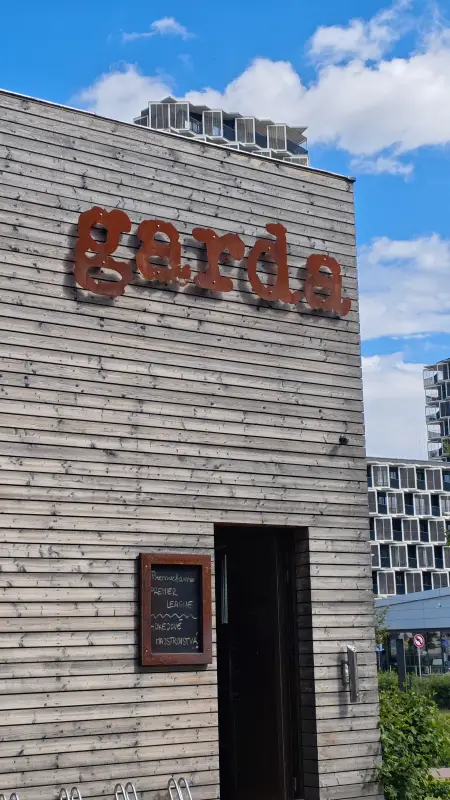 Vyfotené modelom POCO F7 Pro