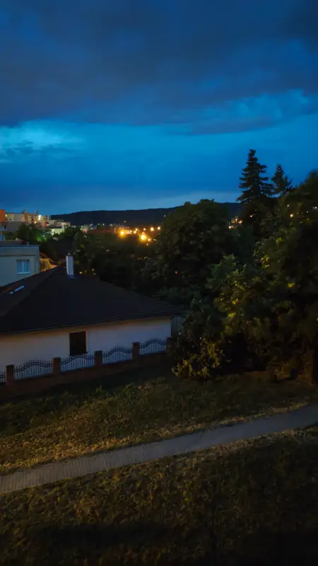 Vyfotené modelom POCO F7