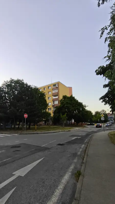 Vyfotené modelom POCO F7