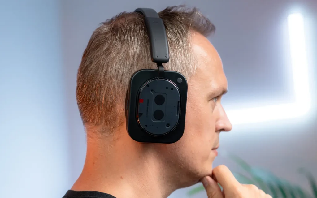 Nothing Headphone (1)