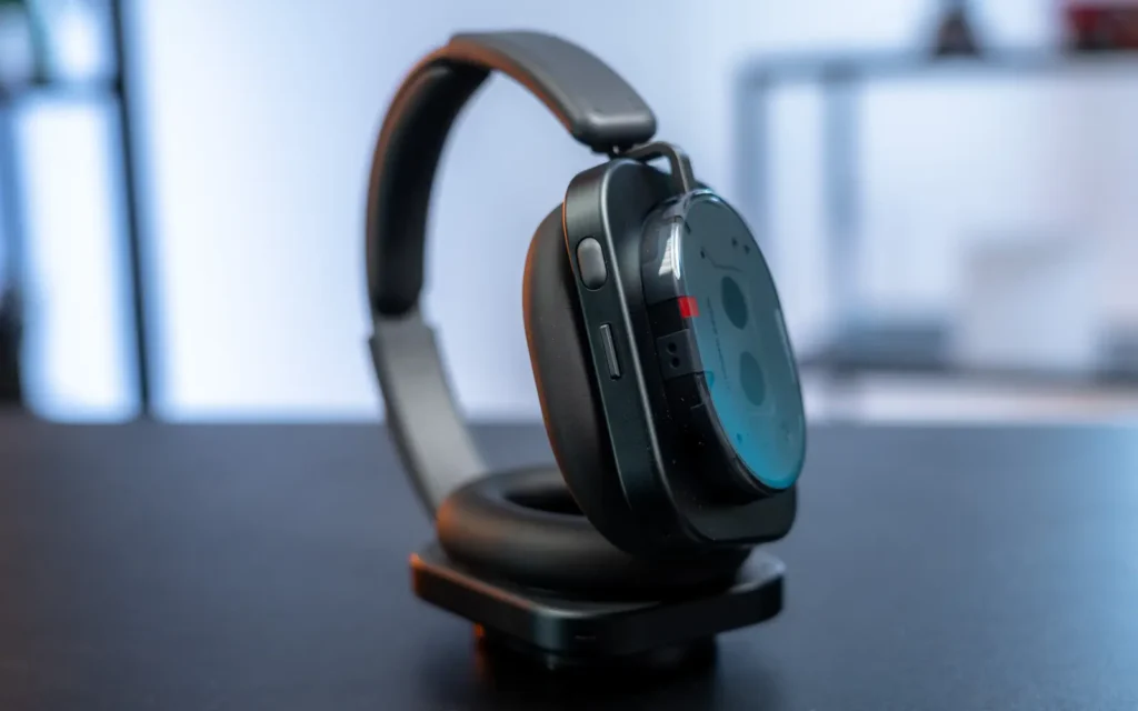 Nothing Headphone (1)