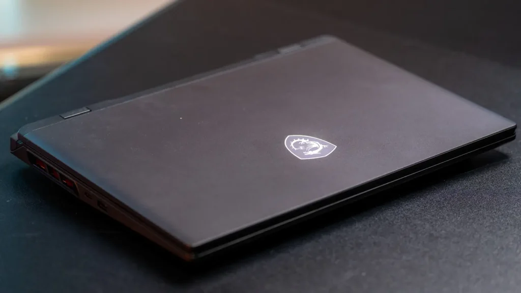 MSI Crosshair A16 HX D8W