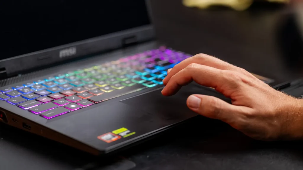 MSI Crosshair A16 HX D8W