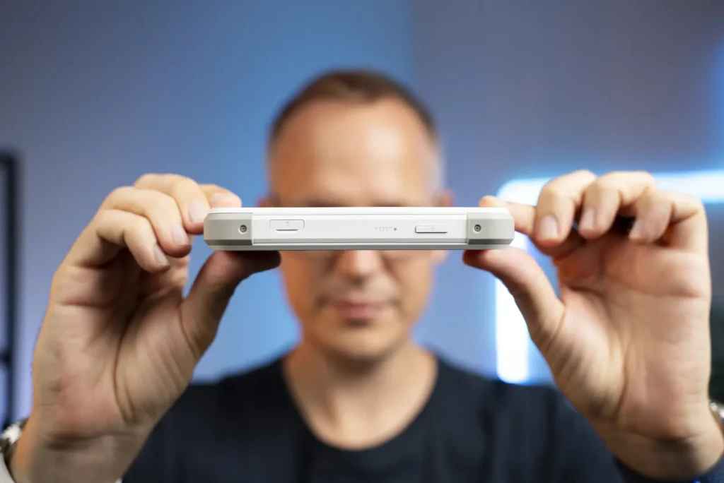 Acer Connect Enduro M6E