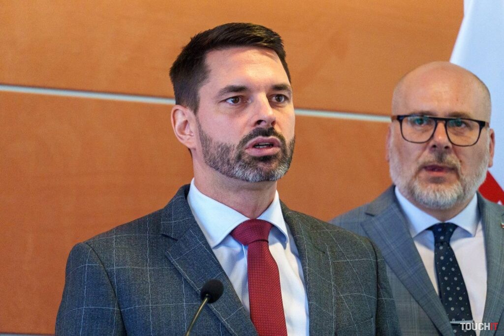 Generálny riaditeľ sekcie informatiky, telekomunikácií a bezpečnosti MV SR Martin Hrachala