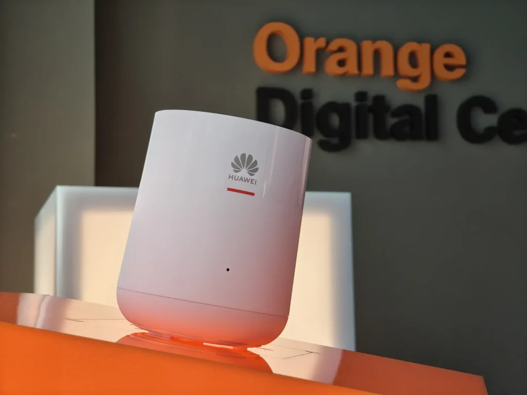 Orange bude od 20. augusta ponúkať Wi-Fi mesh Huawei OptiXstar K562