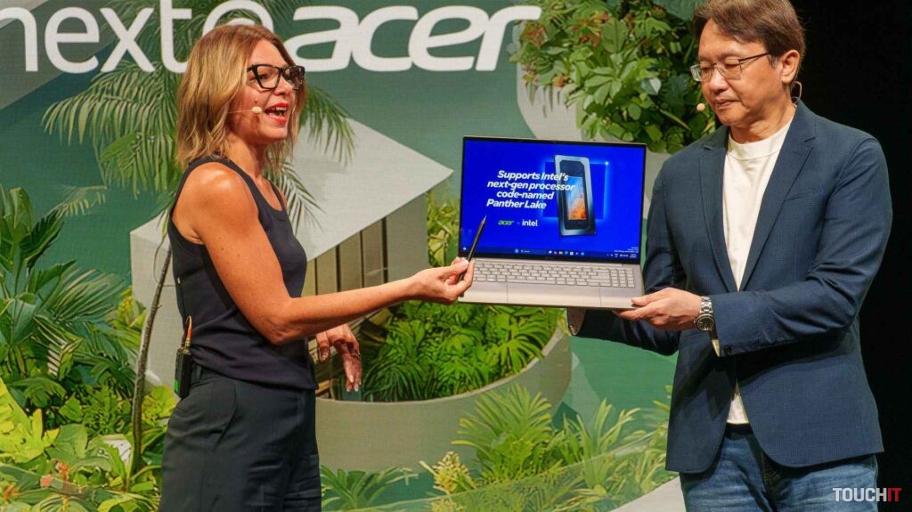 Acer Swift Air 16 AI
