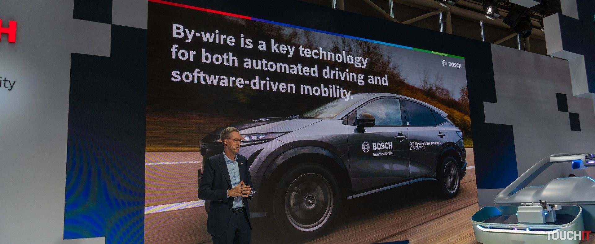 Bosch: Auto súčasnosti je plné softvéru a my presne vieme, čo má robiť