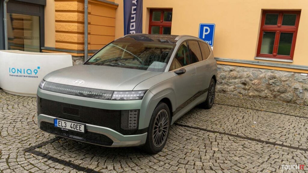 Hyundai IONIQ 9