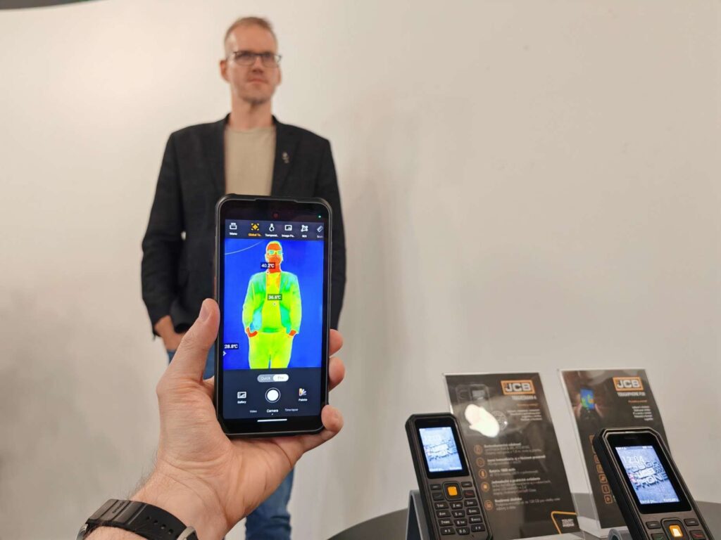 JCB Tradesman 4 termal cam