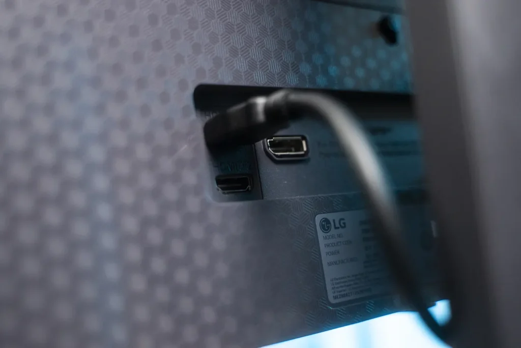 LG 27GX790A: Rýchly herný OLED monitor so špičkovým obrazom