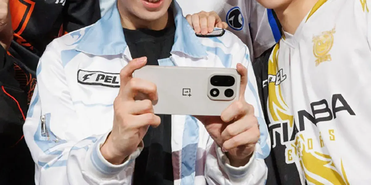 OnePlus 15 oficiálne odhalený na konferencii Qualcommu