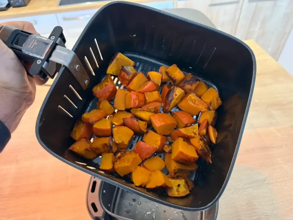 Teplovzdušná fritéza Silvercrest Smart XL, 5,5 l