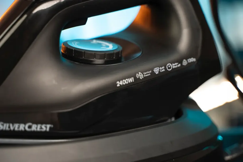 Parná žehliaca stanica SDSB 2400 A1