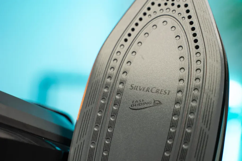 Parná žehliaca stanica SDSB 2400 A1