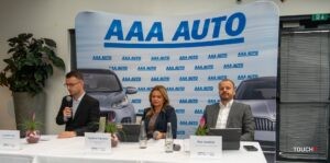 O predaj ojazdených áut majú Slováci obrovský záujem. Rastie aj predaj starších elektromobilov