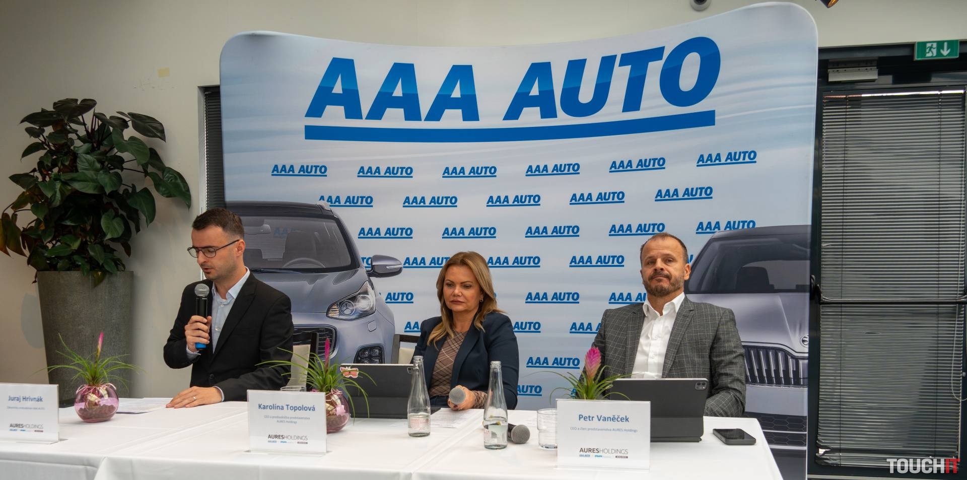 O predaj ojazdených áut majú Slováci obrovský záujem. Rastie aj predaj starších elektromobilov