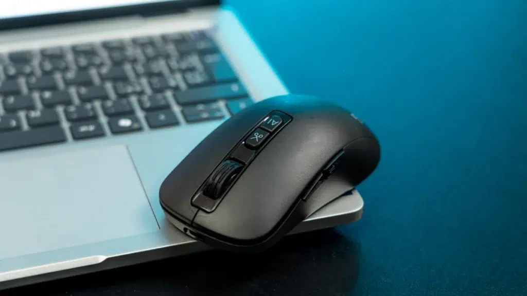 AI myš AIT od Avalon IT