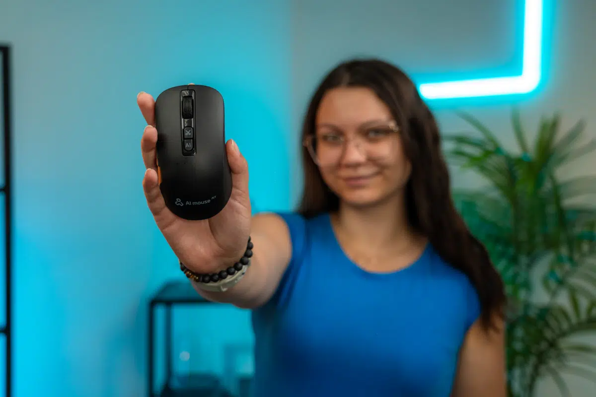 Inteligentná AI myš AIT: Otestovali sme počítačovú myš budúcnosti, čo všetko dokáže? (RECENZIA)