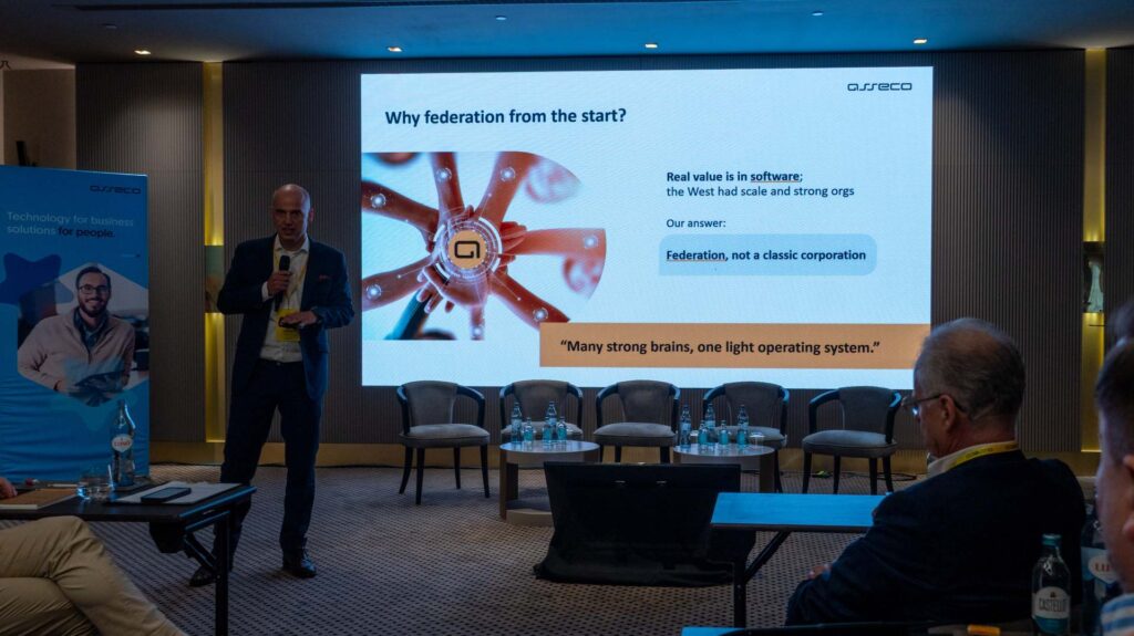 Asseco ako federácia pôvodne menších firiem a princíp federácie