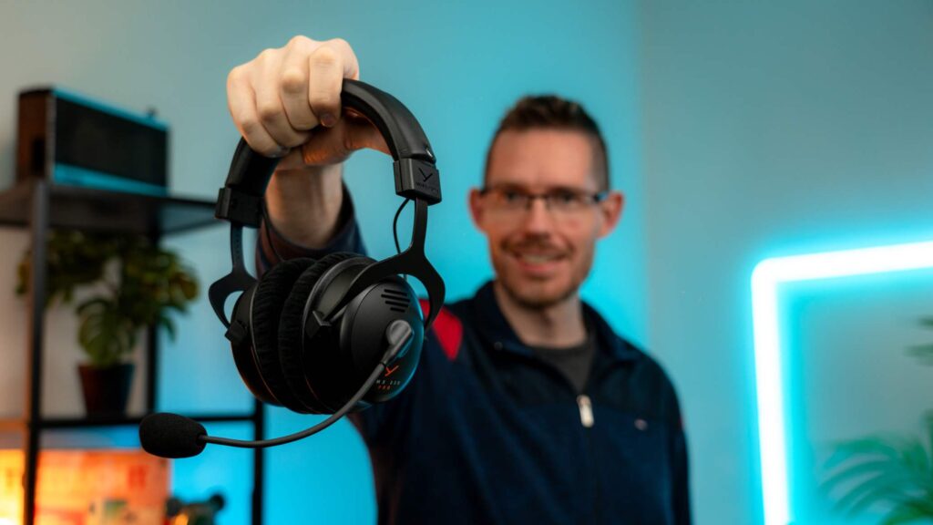 Beyerdynamic MMX 330 Pro